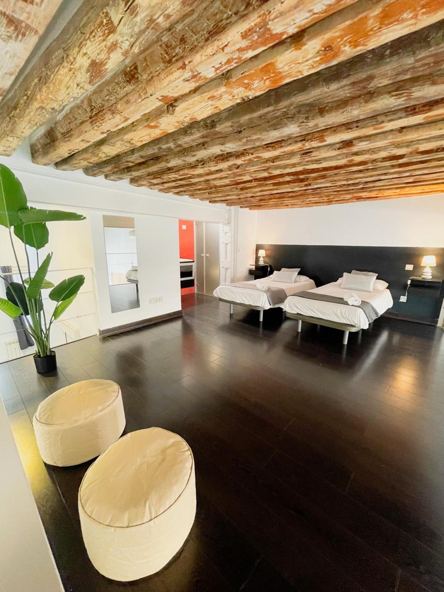 Carretas Duplex Exterior Derecha Apartment Madrid Luaran gambar